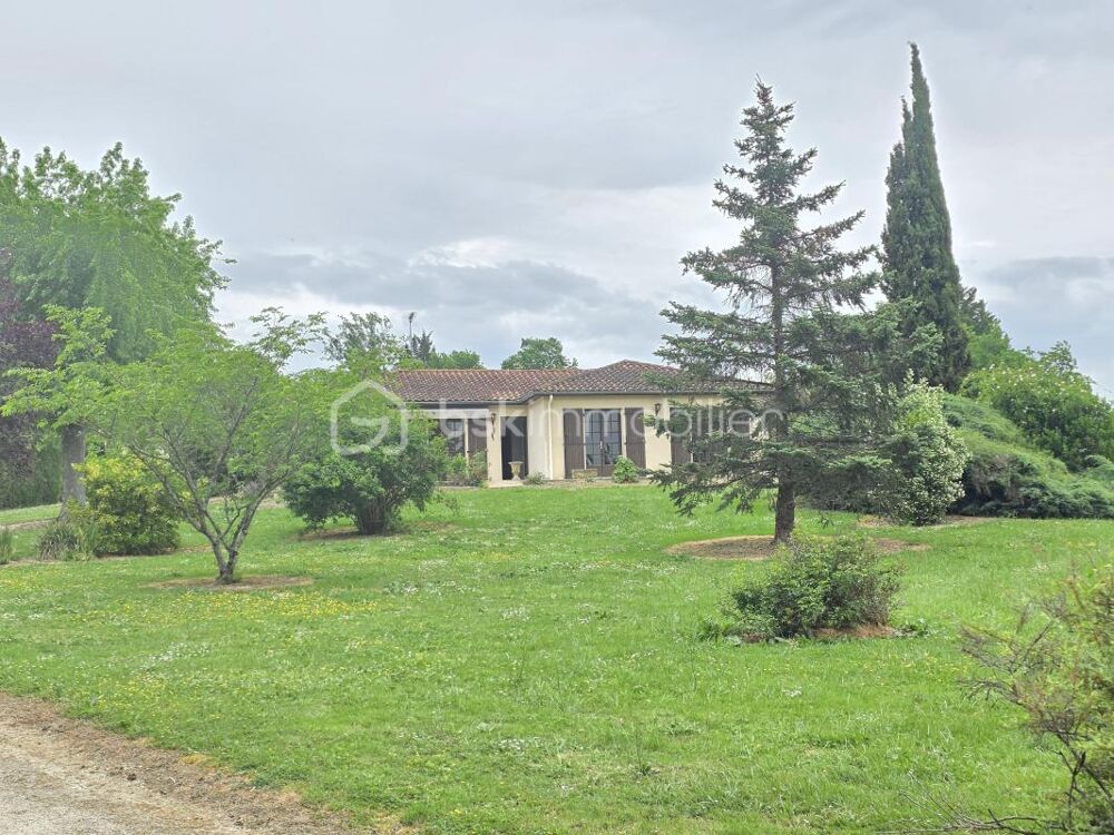 MAISON A RENOVER A MONCAUT- SOUS-SOL-JARDIN 6200 m²- 3 CHAMBRES- GARAGE INDEPENDANT