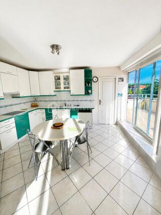  Duplex/triplex à vendre 6 pièces 165 m²