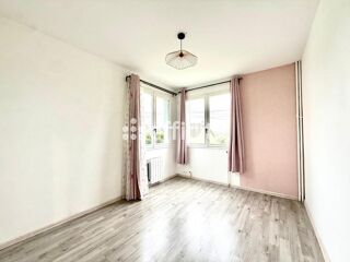  Maison  vendre 8 pices 194 m