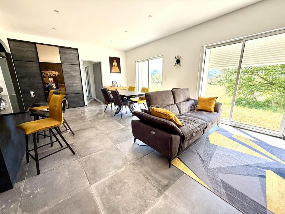À VENDRE VILLA MODERNE 89M2 - 3 CHAMBRES + GARAGE - SUR 750 M2 DE TERRAIN À GRÉOUX LES BAINS