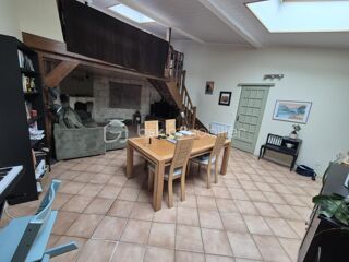  Propriété/château à vendre 4 pièces 102 m²