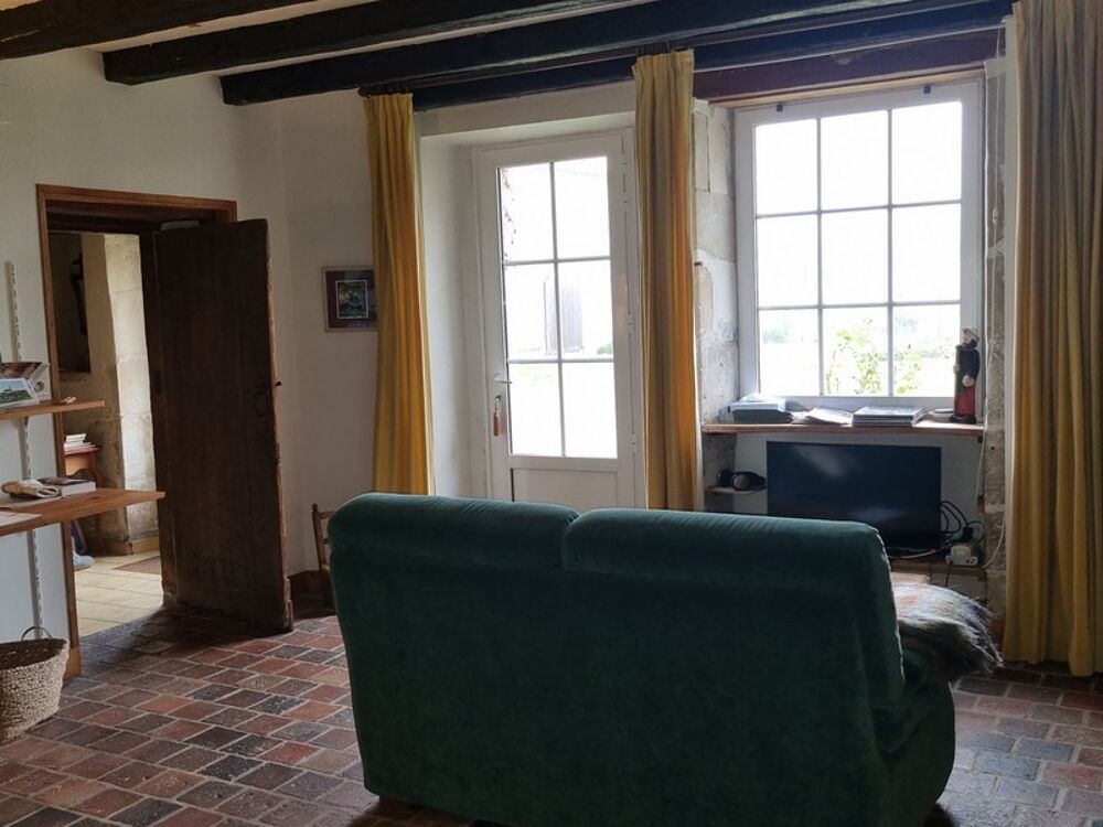 MAISON de CARACTERE - 5 Chambres - 274m² - SILLARS - 86320