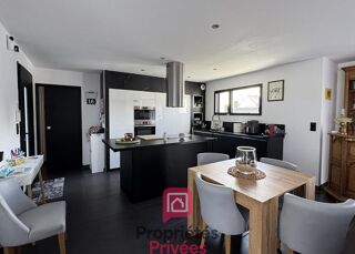  Maison à vendre 7 pièces 121 m²