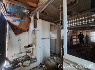  Immeuble à vendre 6 pièces 78 m²