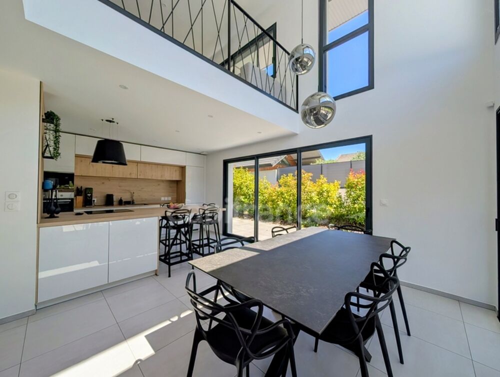 Vente Maison Maison récente à vendre 4 pièces de 123m2 Brison saint innocent