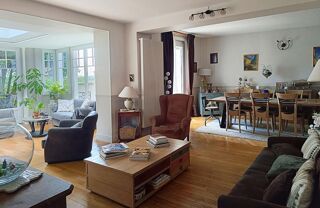  Maison  vendre 12 pices 300 m