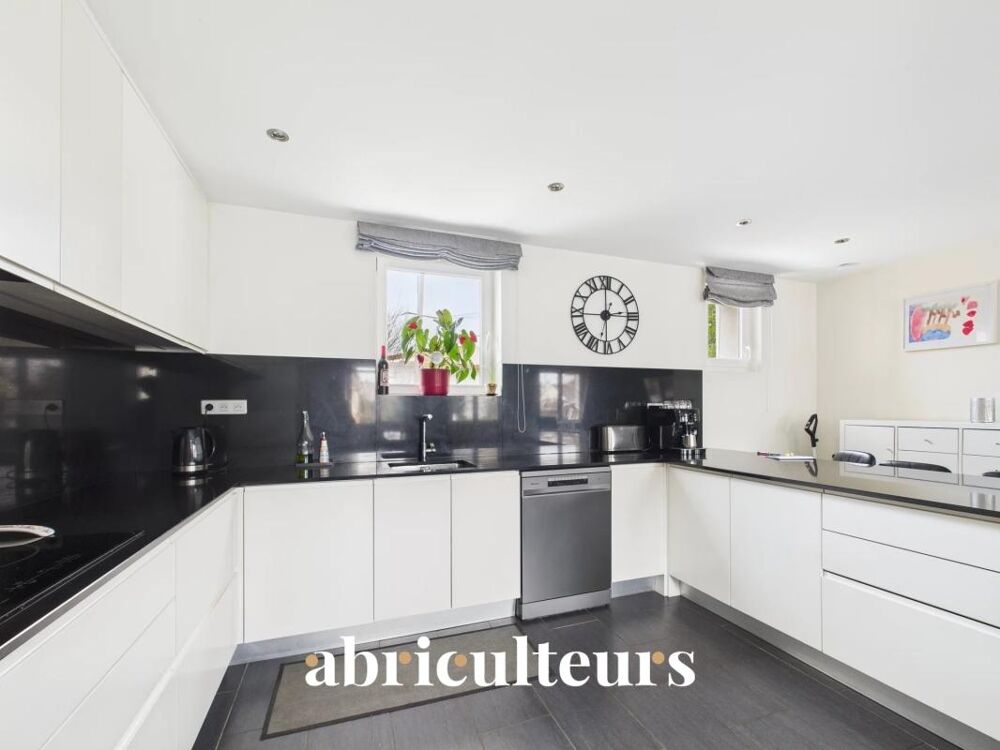 Vente Maison Maison - jardin - sous-sol total - 112 m² - 7 pièces - Argenteuil Argenteuil