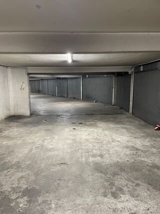  Parking / Garage � vendre 5 pi�ces 60 m� Paris 18eme arrondissement