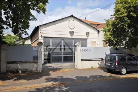 Local commercial avec cour 175 m² + 125 m² extérieurs à Maisons-Alfort 3750 94700 Maisons alfort