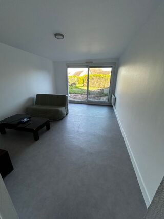  Appartement à louer 1 pièce 35 m²