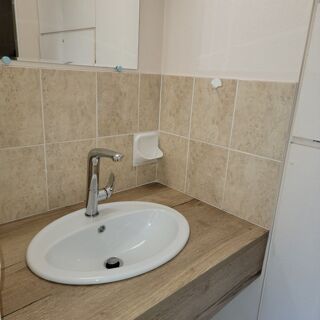  Appartement à louer 4 pièces 82 m²