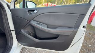 Clio 1.6 E-Tech 140.0 Hybride BVA6 RS Line 2022 occasion 13220 Chateauneuf Les Martigues