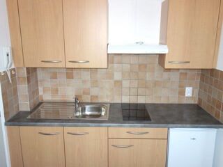  Appartement à louer 2 pièces 28 m²