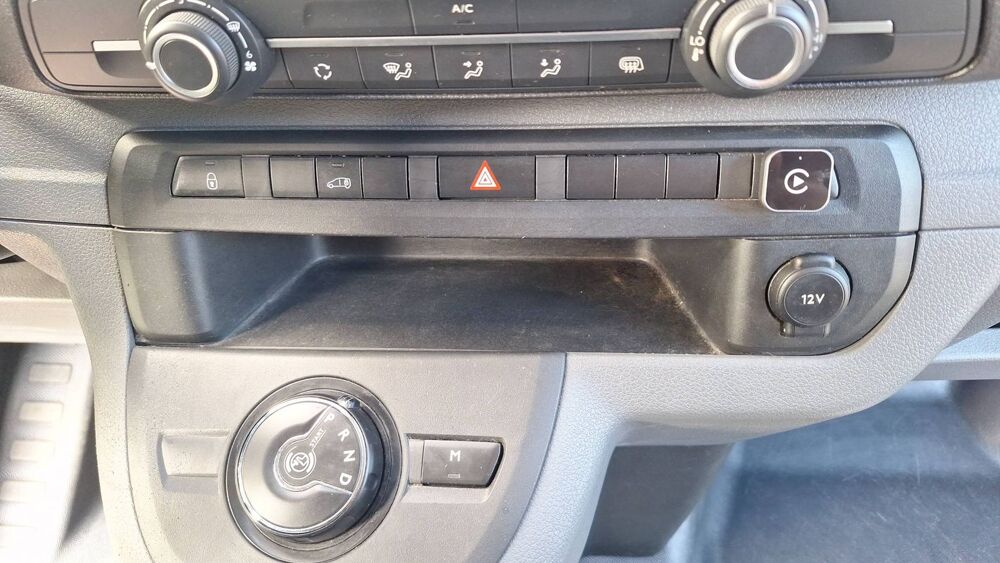 Vivaro Fourgon L2H1 2.0 D 180 BVA8 Business - Automatique 2021 occasion 54121 Vandieres
