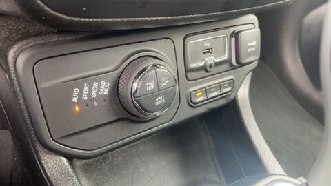 Renegade 1.3 i 190 4xe Plug in Hybrid 4WD DCT6 Brooklyn 2022 occasion 63720 Ennezat