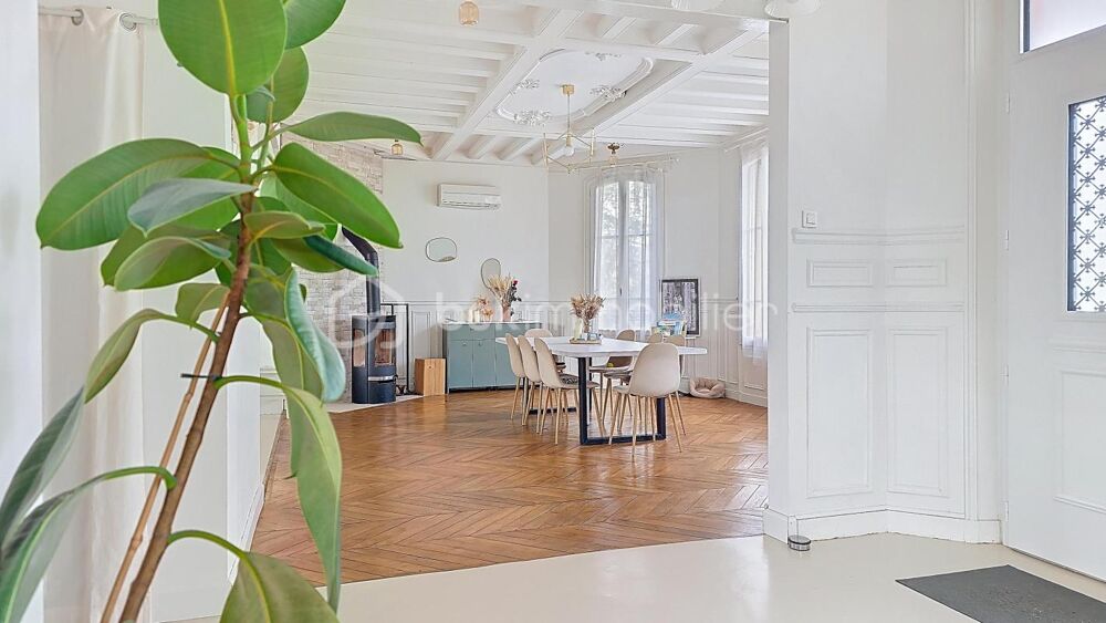 Maison de prestige des années 1920, développant 280 m² habitables
