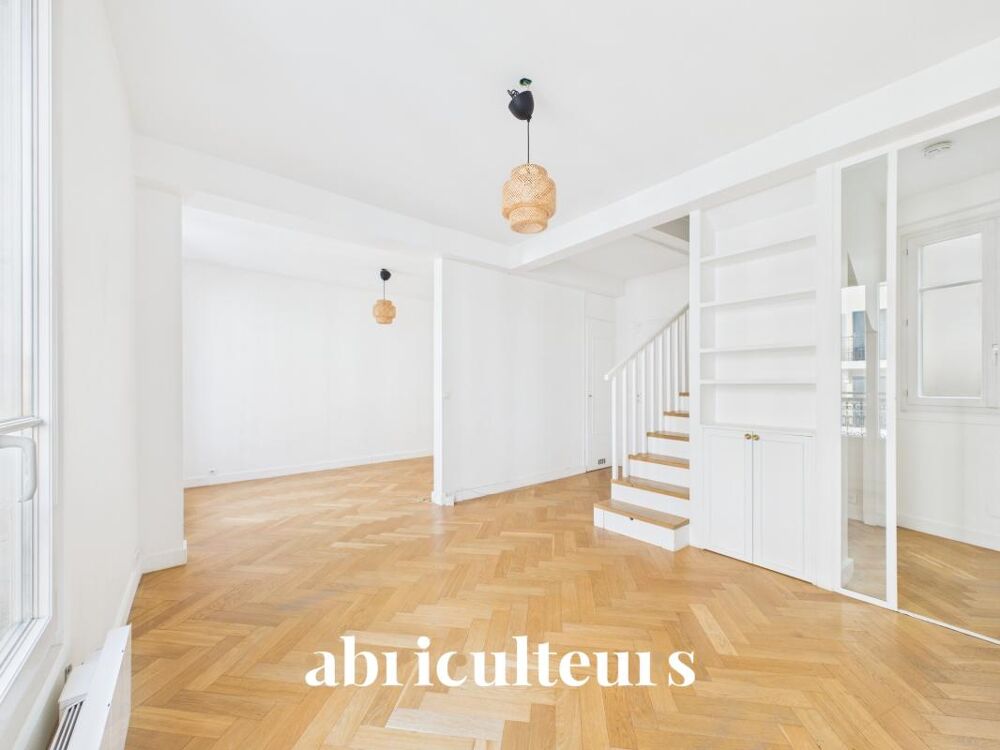 Puteaux Centre : Duplex 4 pièces  Charme de l'ancien & Volume