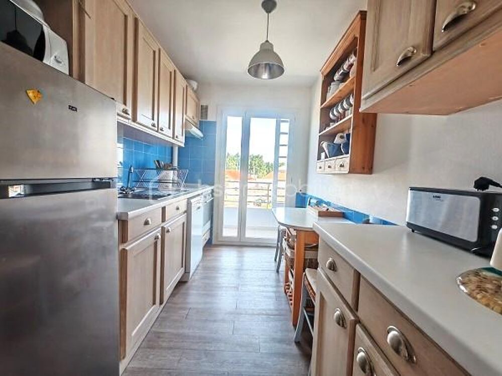 *** Palavas-les-Flots rive gauche Magnifique Appartement traversant vue mer avec terrasse, parking cave et accès privatif à la p