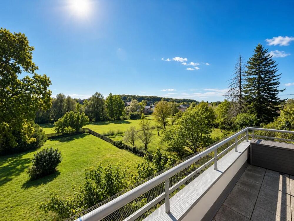Appartement 4 pièces de 98 m² à Waldighofen au milieu d'un parc arboré
