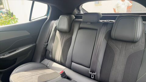 408 1.6 PHEV 225 e-EAT8 First Edition 2023 occasion 13920 Saint Mitre Les Remparts