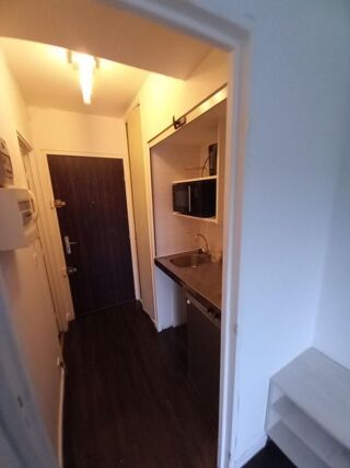  Appartement à louer 1 pièce 19 m²