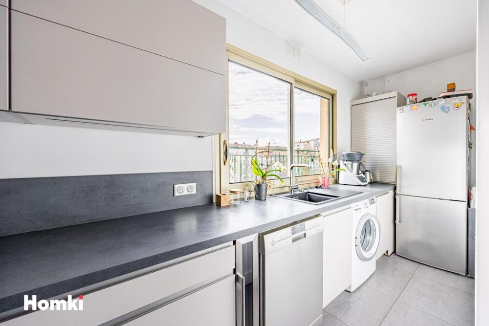 Vente Appartement Puteaux Centre � T4 en dernier �tage avec ext�rieurs Puteaux