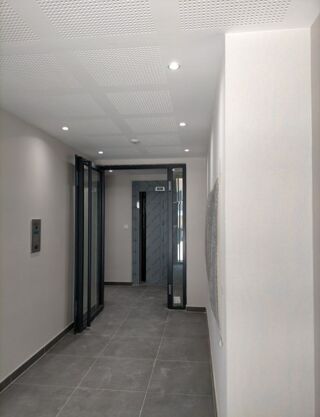  Appartement à louer 2 pièces 46 m²