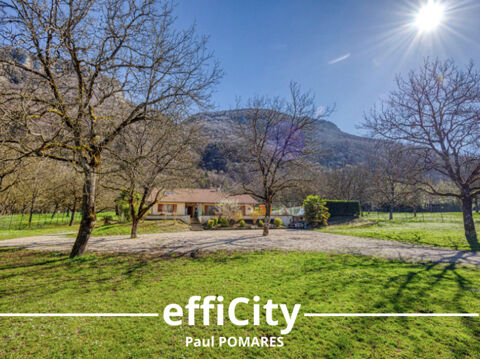   Maison Maison - 5 pi�ce(s) - 208 m�