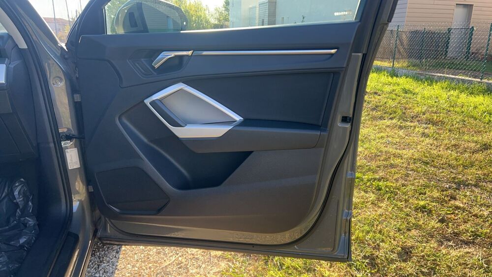 Q3 2.0 TDI 150 S-Tronic 7 Ambiente 2021 occasion 47550 Boe