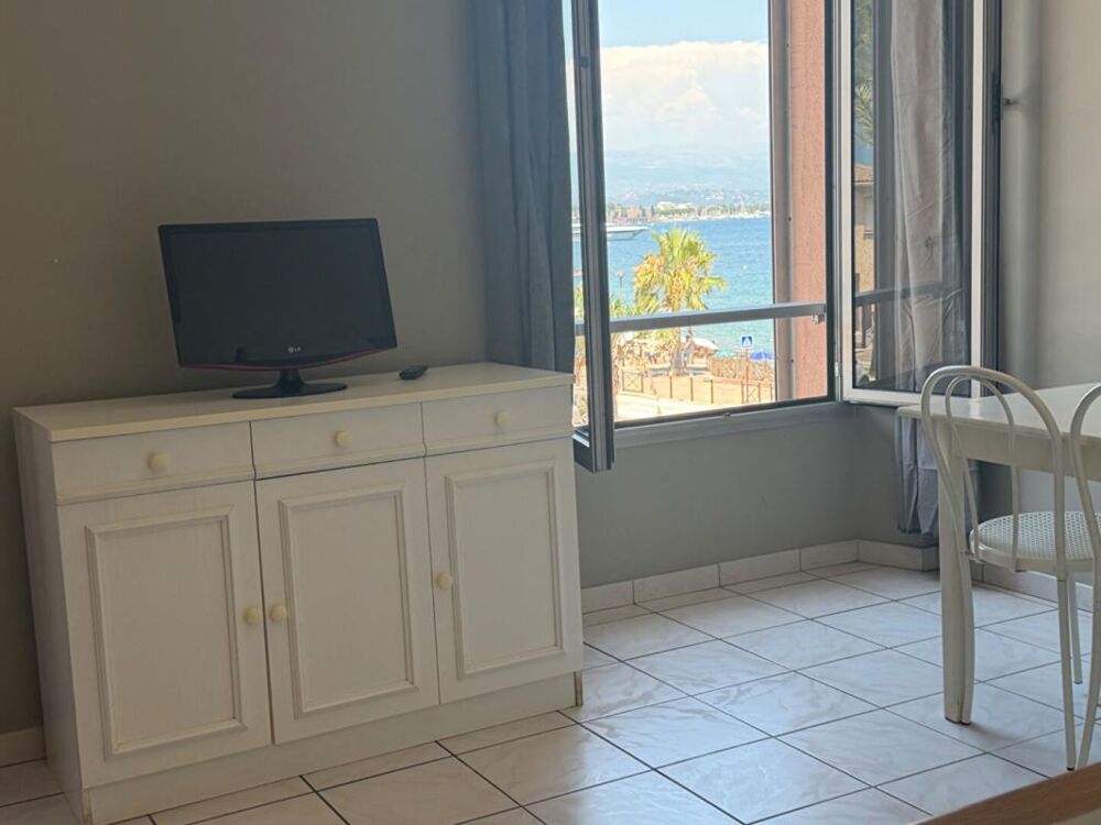 Vente Appartement Théoule sur Mer, Studio 22m²  vue mer,  Port et plages à pied Theoule sur mer