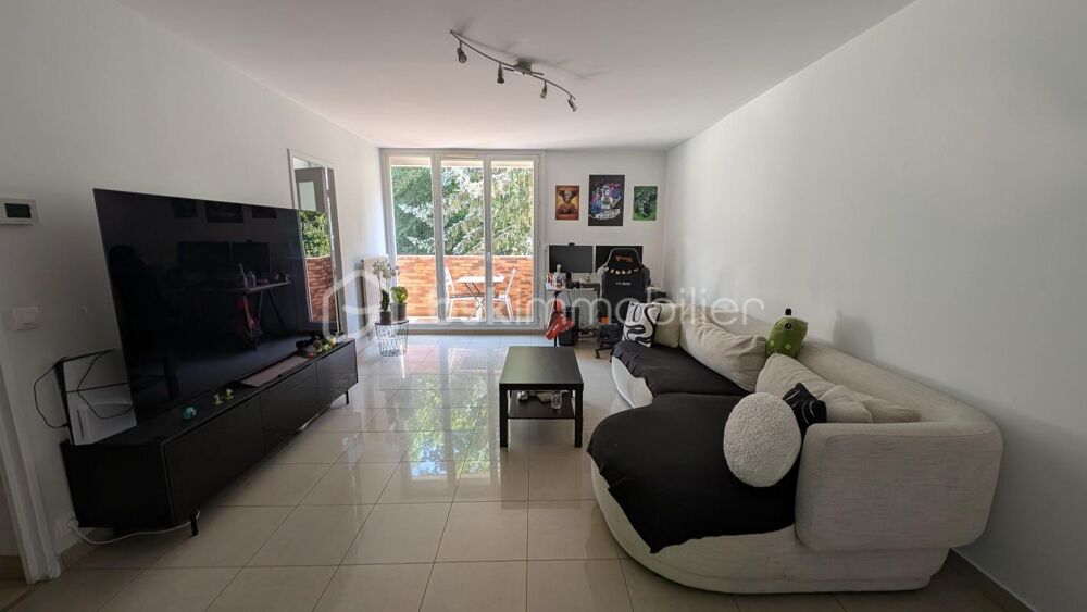 Vente Appartement Rare : NOISIEL : Appartement avec balcons, terrasse et garage individuel Noisiel