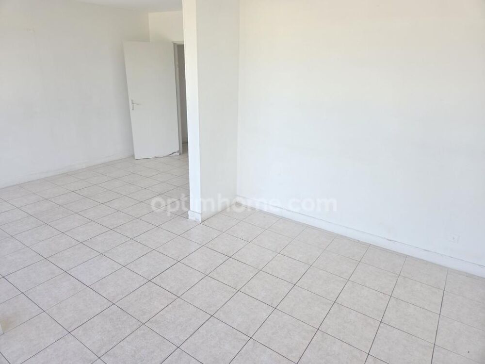 Appartement 3 pièces - 59m2 - avec balcon - 128 000 € FAI