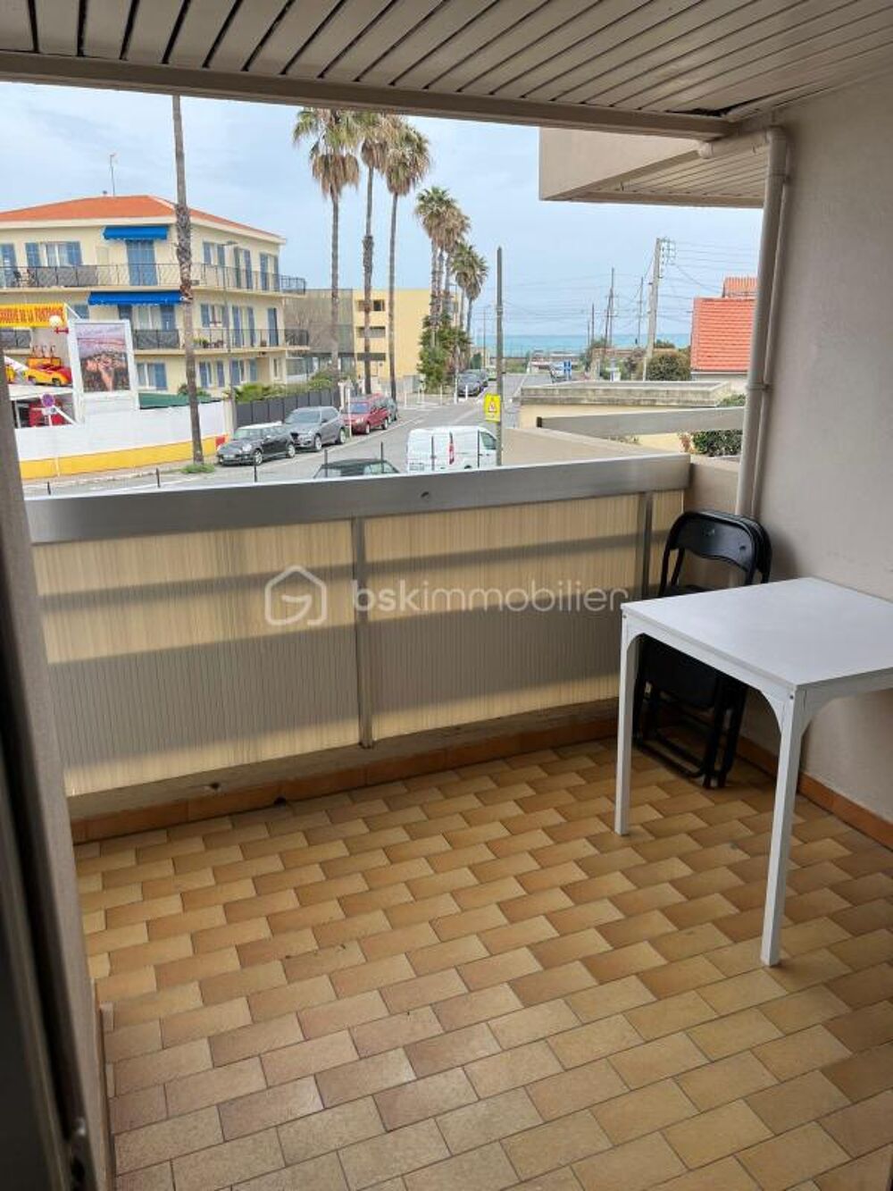Vente Appartement Studio rénové avec balcon et aperçu mer – Idéal investissement Antibes