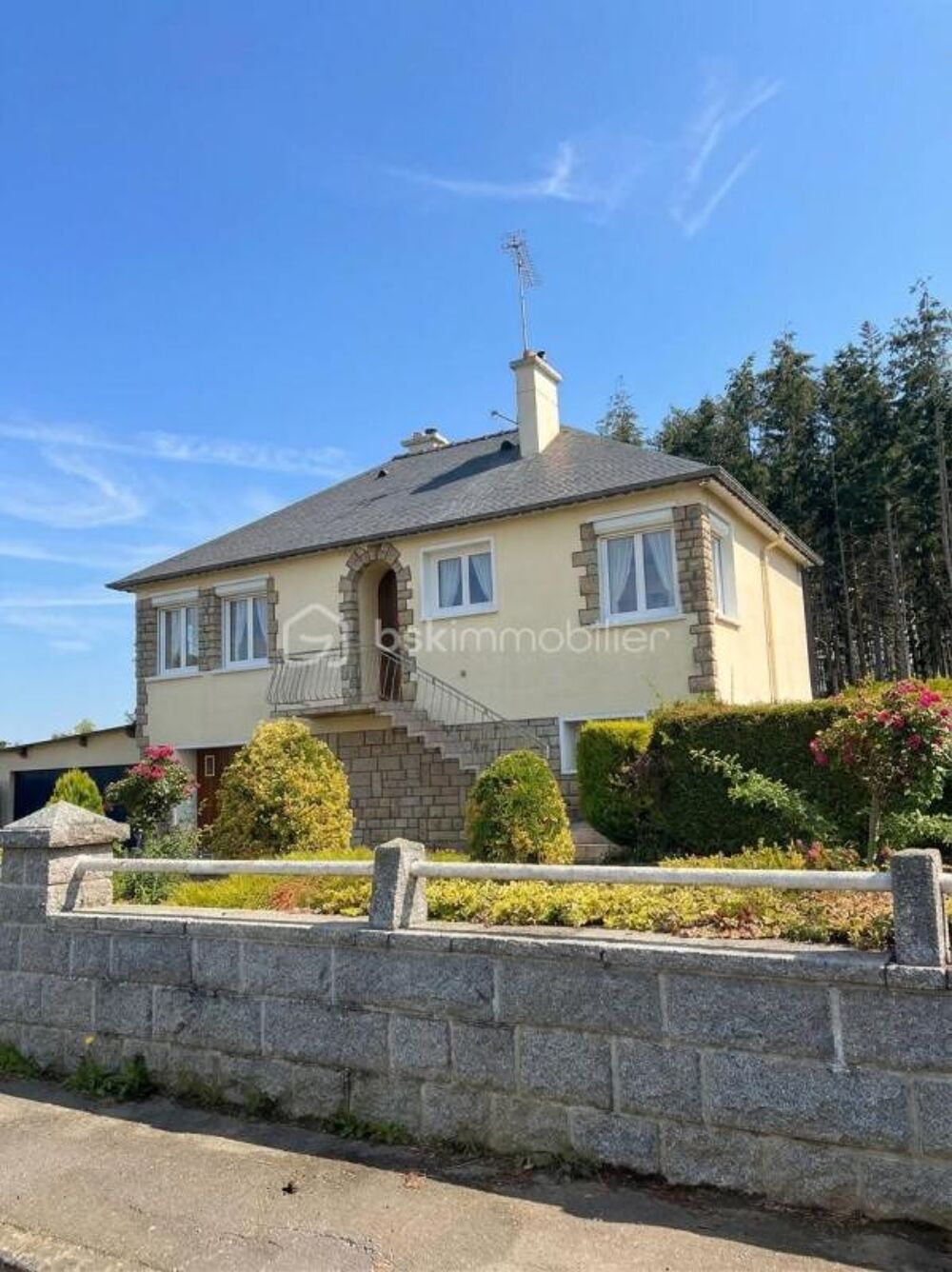 Vente Maison MAISON SUR SOUS-SOL 90m2, grand terrain et dépendances Cogles