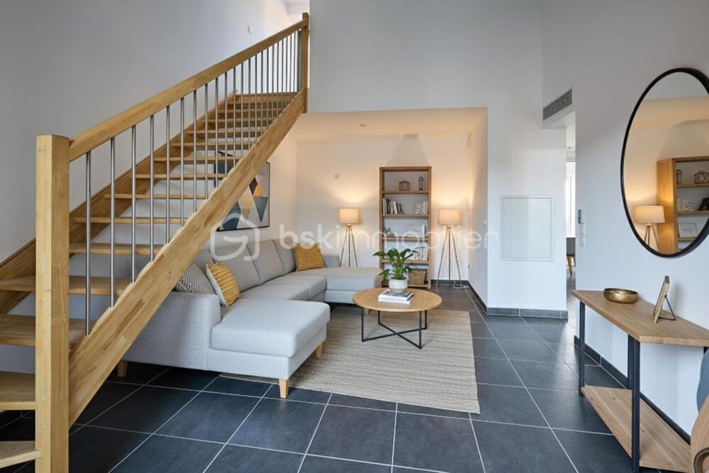 Appartement DUPLEX T3 neuf avec terrasse  1er étage  Prestations de qualité  Secteur des Pins