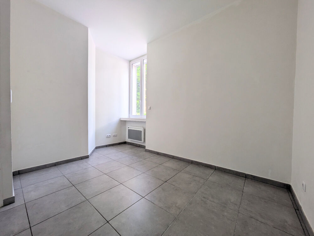 Location Appartement Appartement récent 3 pièces – 57 m² – lumineux avec balcon et parking Panissieres