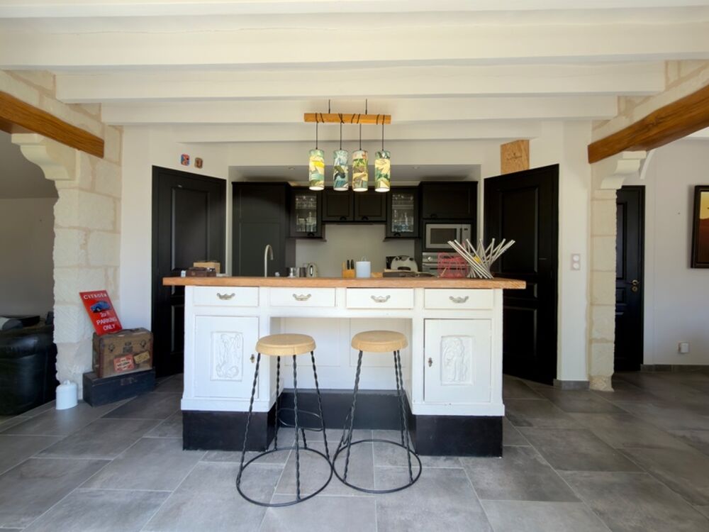 VARENNES SUR LOIRE, Longère rénovée de 134m² habitables / 151m² utiles avec garage et jardin