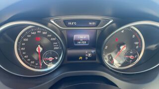 Classe GLA 200 d 136 7G-DCT Sensation - Automatique 2017 occasion 03270 Saint Yorre