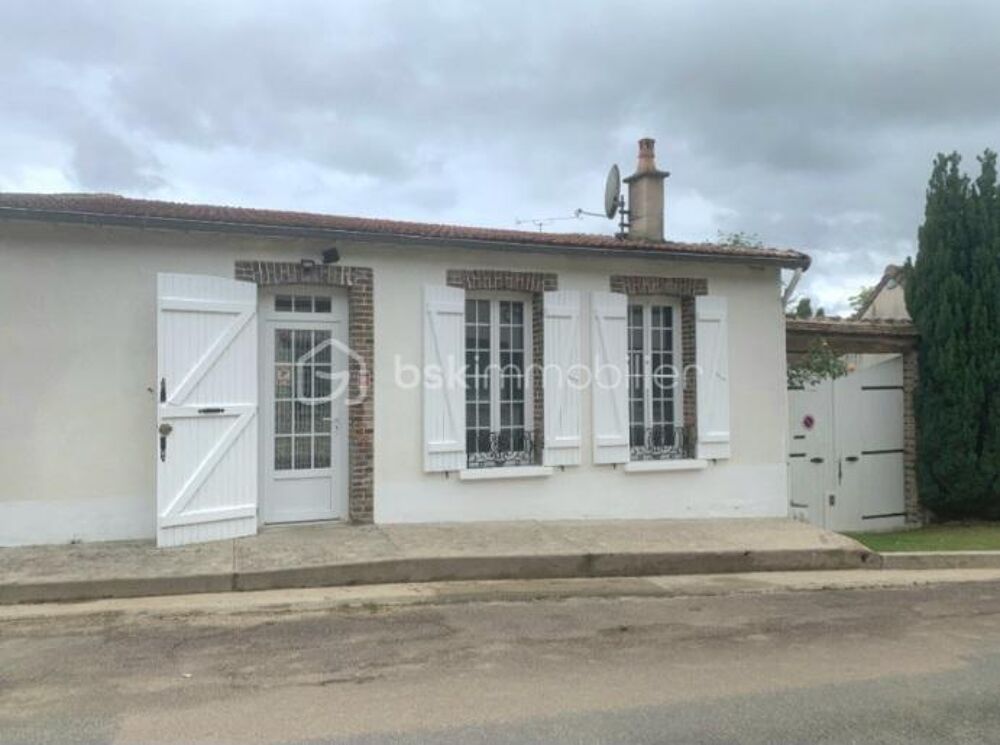 Maison de campagne rénovée à Villiers Louis