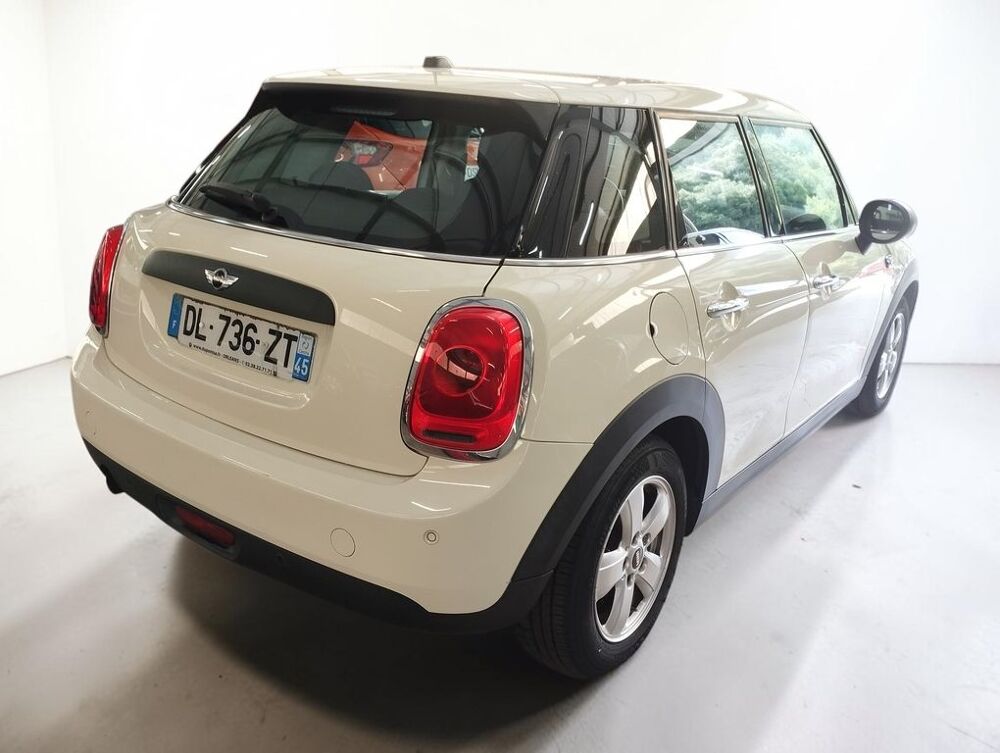 One 1.2 102 PACK SALT 5P 2014 occasion 06640 Saint-Jeannet
