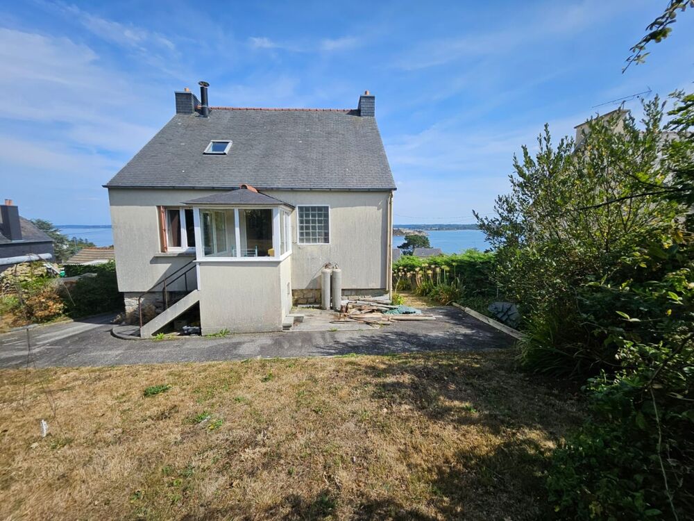 Maison familiale à rénover vue mer à ROSCANVEL (29)