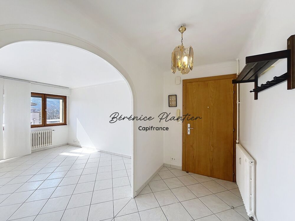 ANNEMASSE  Au calme -Grand T3 lumineux de 79,53 m² avec balcon, cave et garage en option