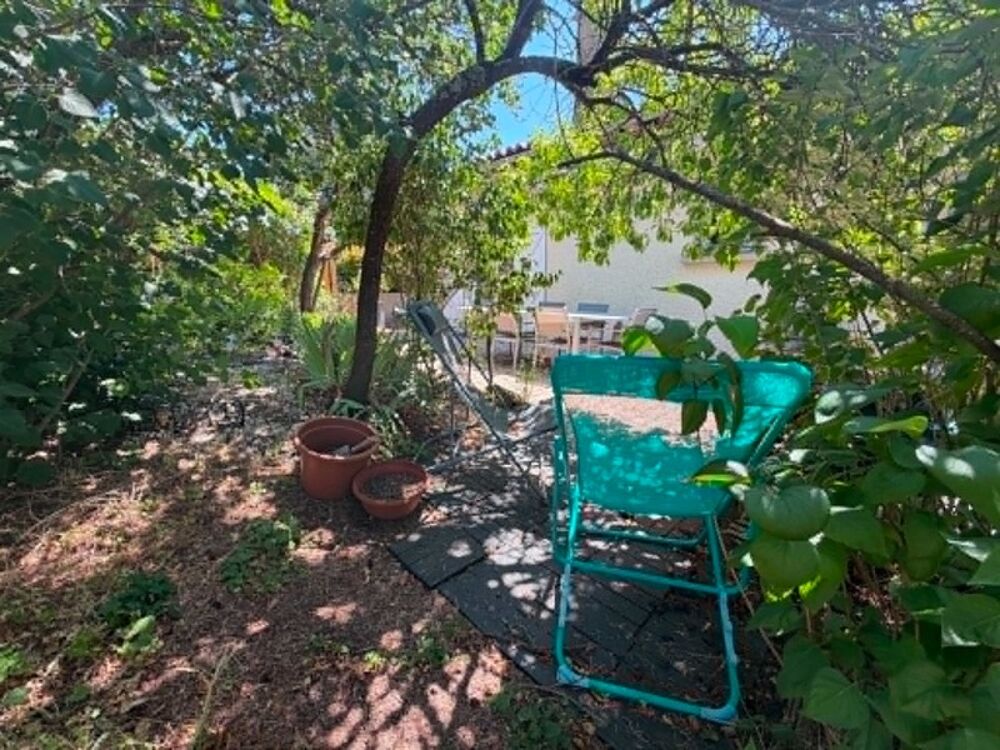 MAISON 96 M² AU CALME SANS VIS A VIS, 3 CHAMBRES, TERRAIN DE 859 m², TERRASSE DE 30m², GARAGE, DOUBLE VITRAGE, POMPE A CHALEUR,