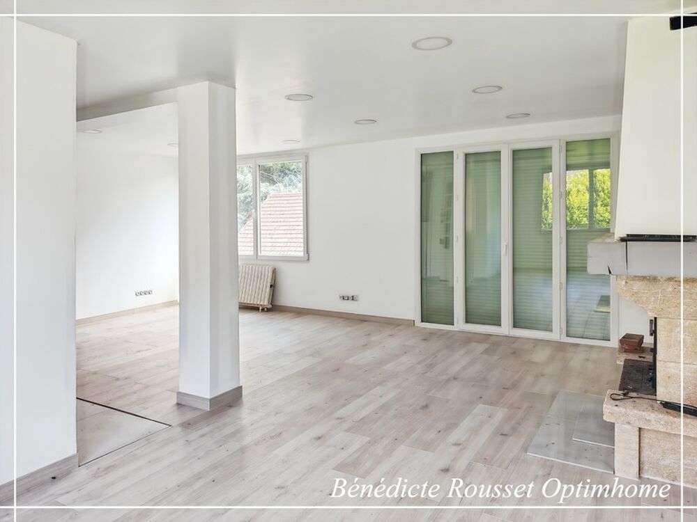 Maison individuelle pleine de charme avec terrasse, un bien rare à Labruyère