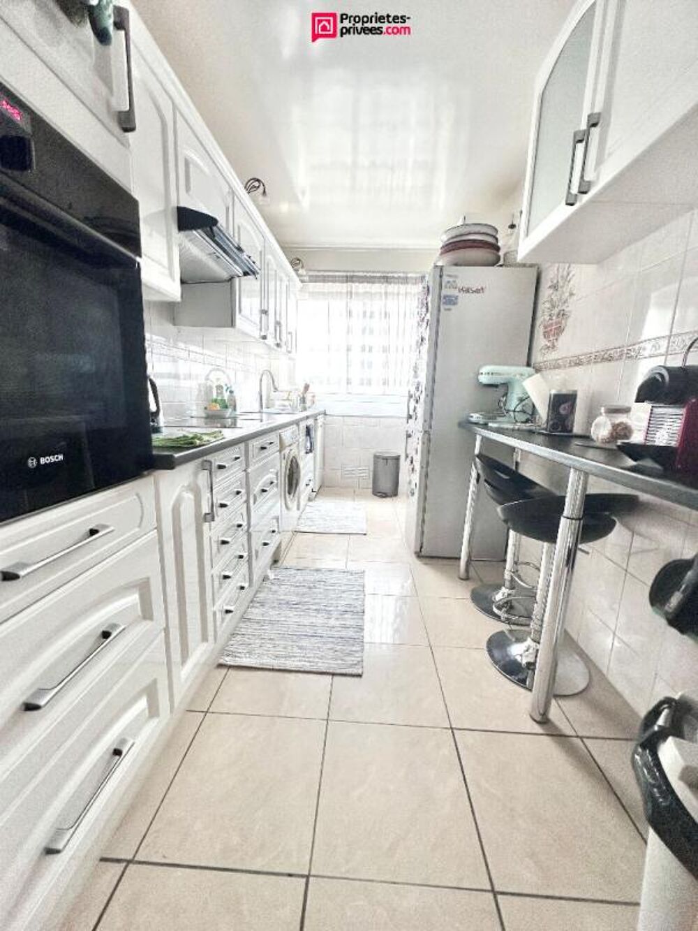 EXCLUSIVITÉ -90 m² -3 CHAMBRES - PARKING + CAVE - À SAISIR !