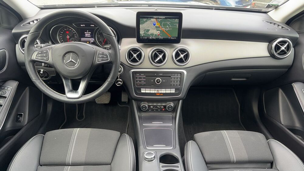 Classe GLA 180 122 7G-DCT Sensation - Automatique Toit ouvrant 2019 occasion 35760 Saint Gregoire