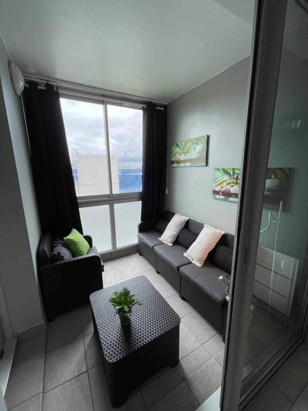 ANGLET GRAND T2 PROCHE COMMODITES - 46M2 + LOGGIAS 8M2 + PARKING