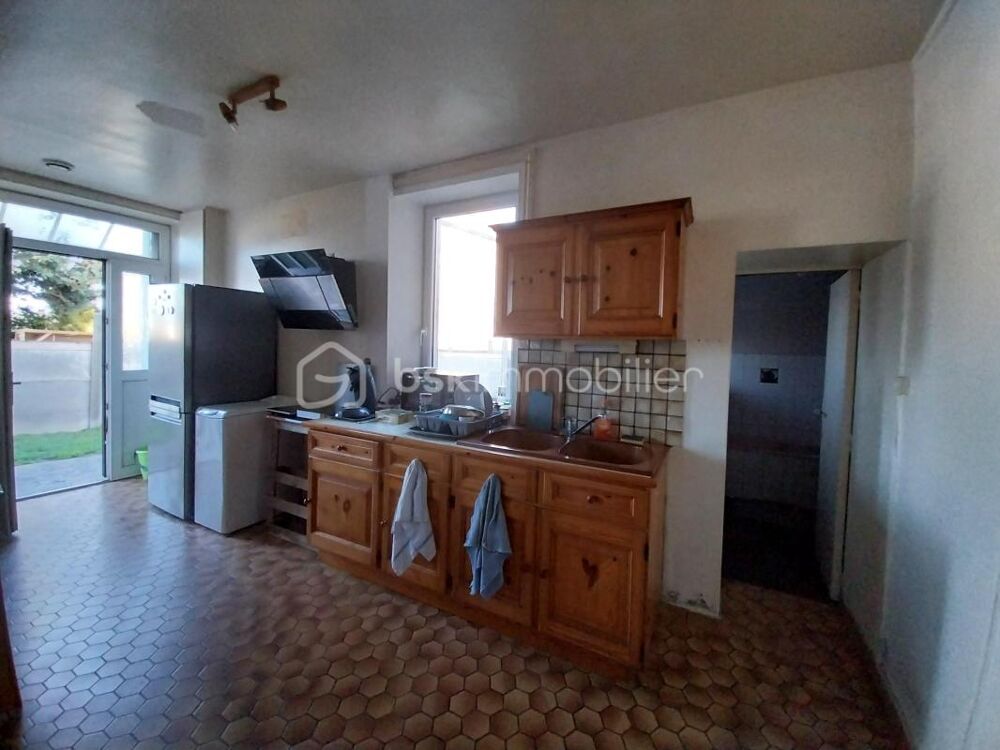 Vente Maison Maison de 80 m² à proximité du centre ville - LE TEILLEUL - Le teilleul
