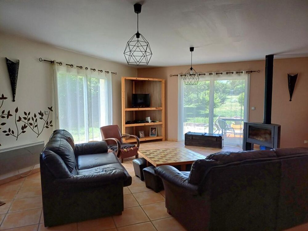 Sansais - Plain-pied 134 m2 et son jardin