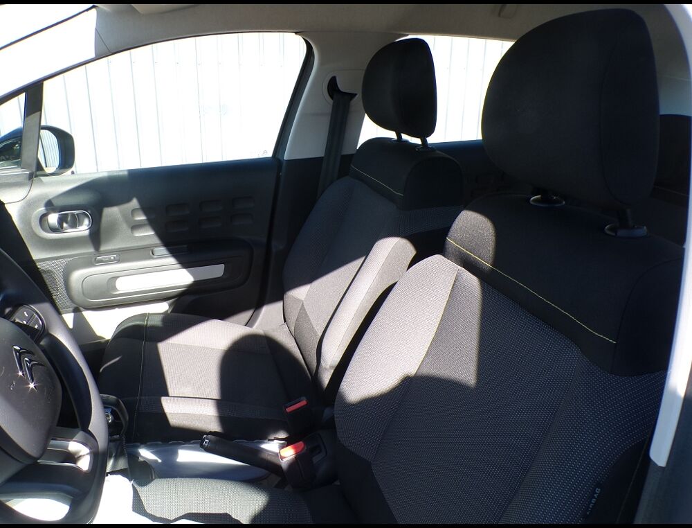 C3 III PTECH 83 FEEL PACK BVM 2022 occasion 03100 Montlu&ccedil;on